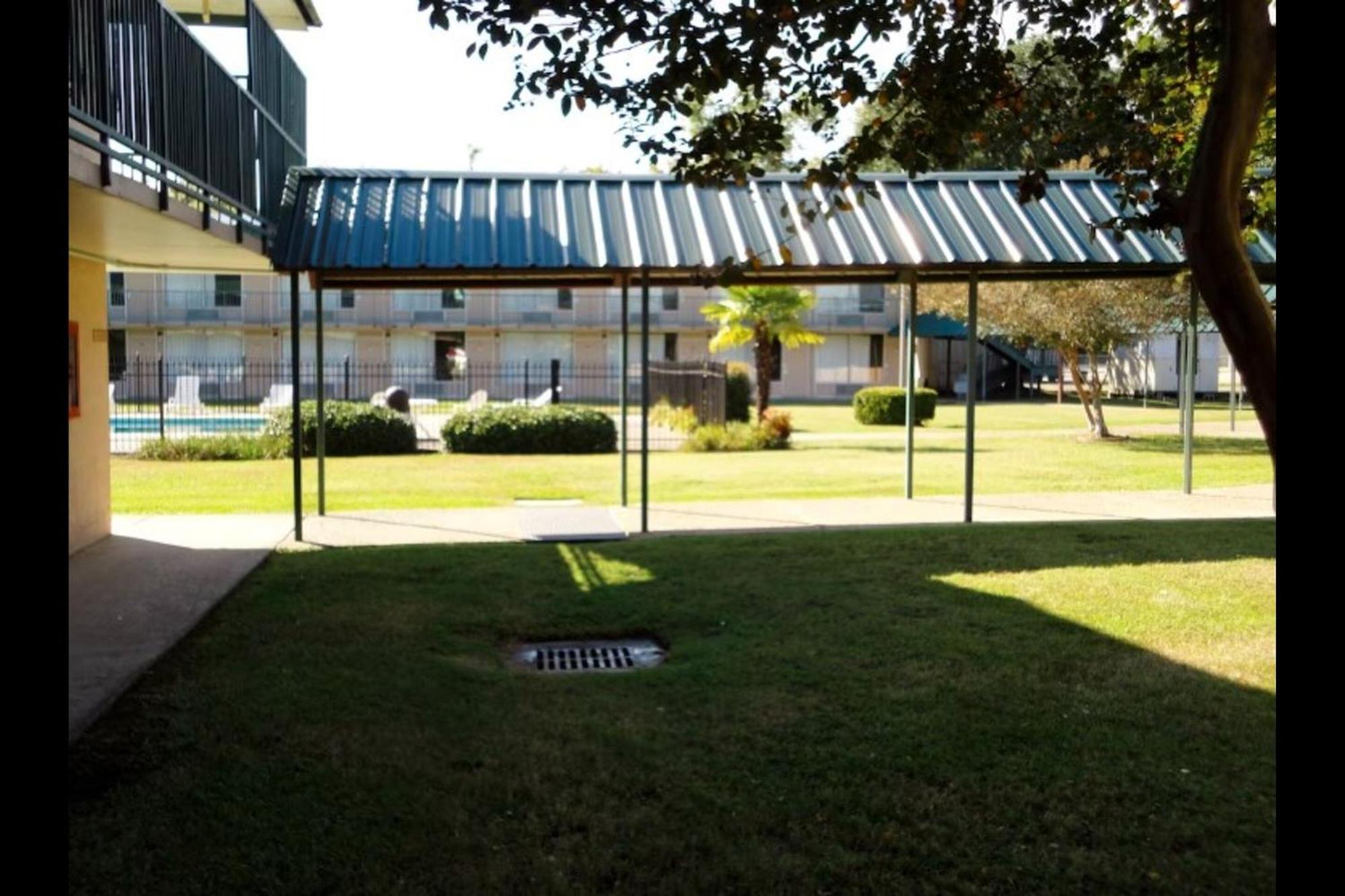 Oyo Hotel Audubon Baton Rouge Port Allen I-10 Extérieur photo