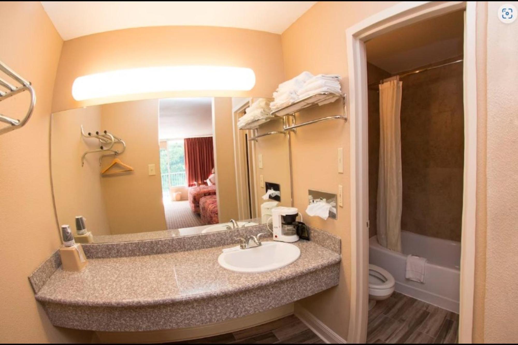 Oyo Hotel Audubon Baton Rouge Port Allen I-10 Extérieur photo